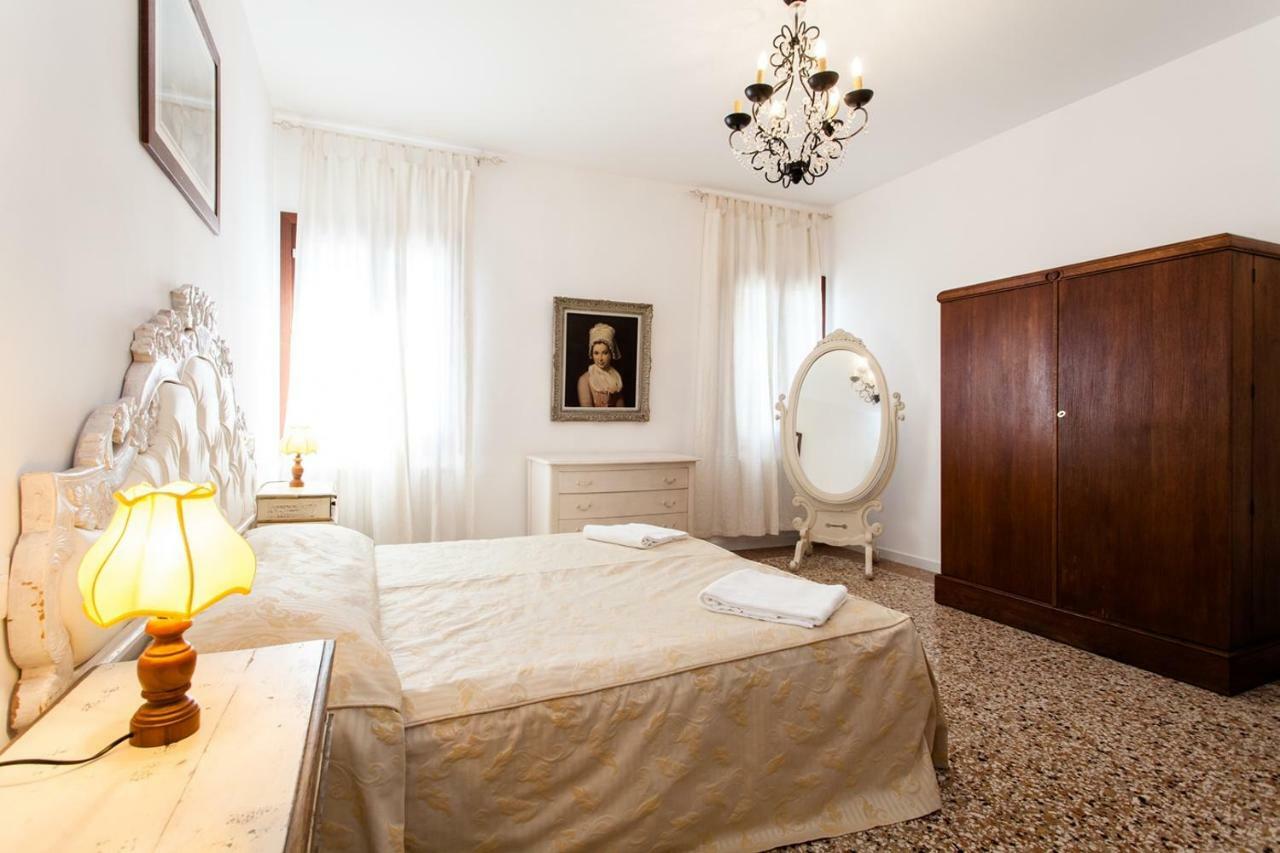 Prince Apartments Венеція Екстер'єр фото
