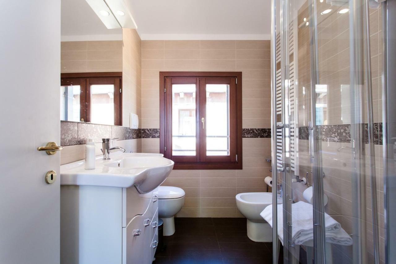 Prince Apartments Венеція Екстер'єр фото