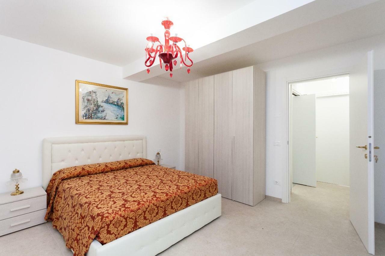 Prince Apartments Венеція Екстер'єр фото